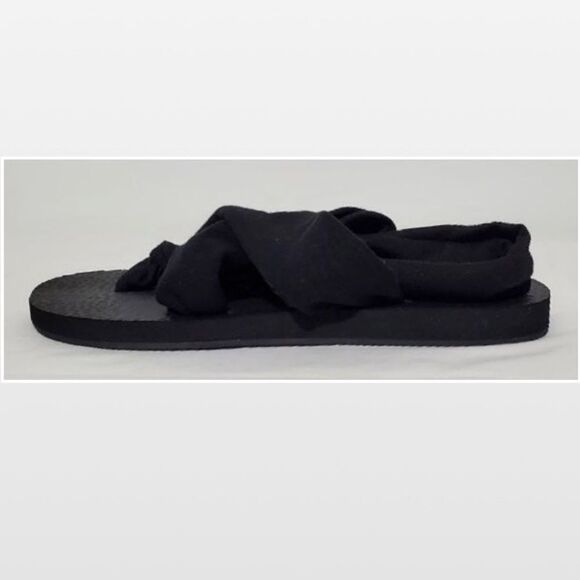 New Falls Creek Sandals Womens Size 7 Black Cloth Strappy Flat Shoes NWT - Picture 4 of 15